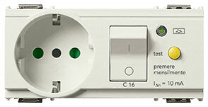 Outlet: Ital/p30, 2p+e W/rcbo